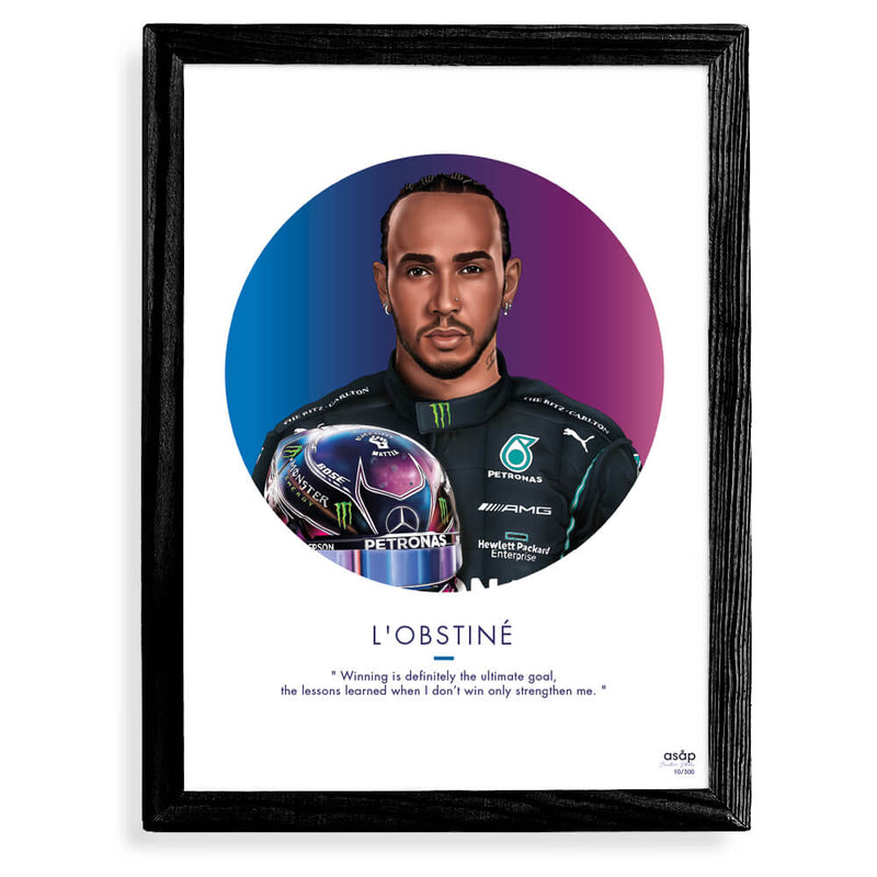 Affiche l'obstiné de Get my Asap représentant le pilote de course de Formule 1 Lewis Hamilton. Poster de décoration murale chez Robin concept store, boutique en ligne de cadeau pou homme. Annecy