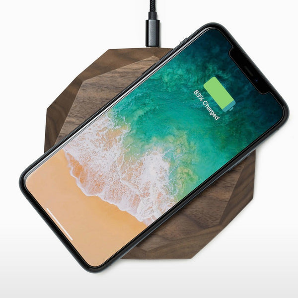 Chargeur sans fil en bois