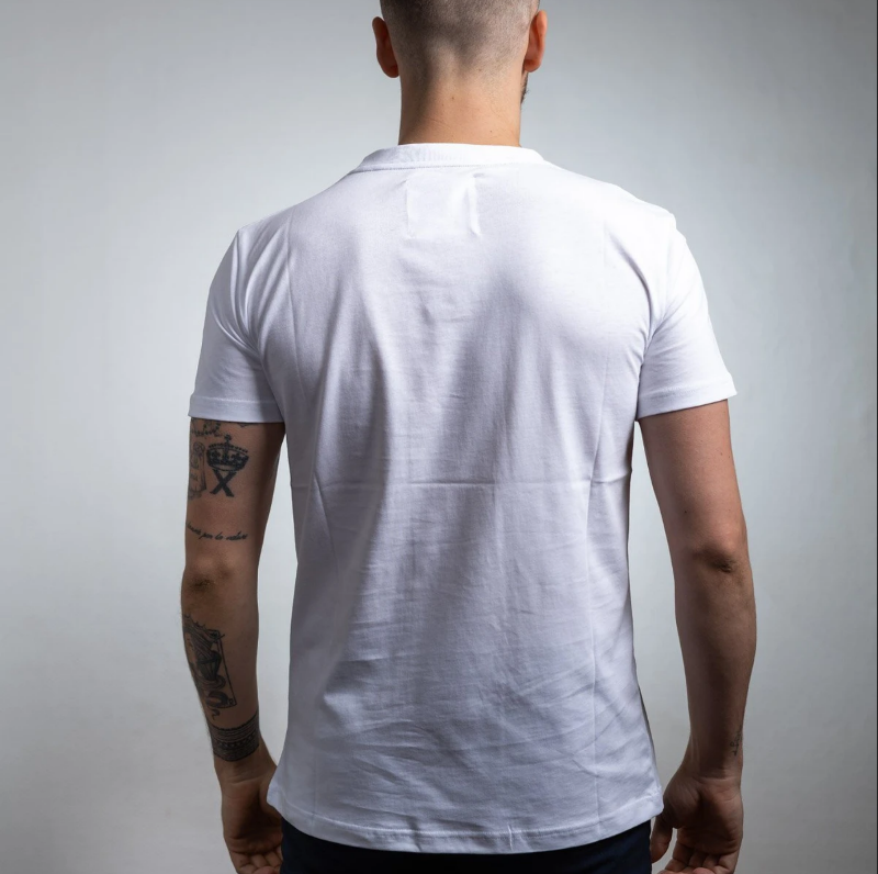 T-shirt homme,Tee-shirt homme, T-shirt 100% coton bio | 180 g/m², blanc, La Marinière de la Maison Ft, vêtement pour homme. Un style marin revisité. Idée cadeau, noël, fête des péres chez Robin concept store masculin, concept store homme.